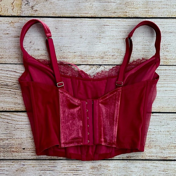 Victoria’s Secret Dream Angels Unlined Lace-Up Velvet Corset Top Small-DD - Picture 3 of 3
